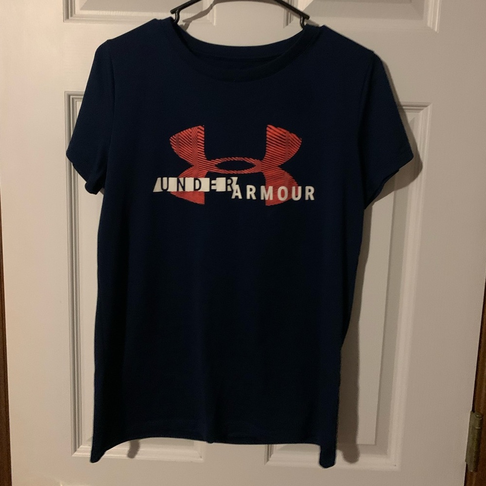 UNDER ARMOUR T-shirt size small